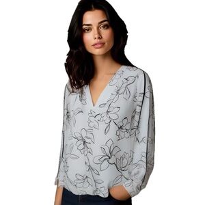 Le Chateau floral blouse Black and White Office Wear Work wear Sz Small